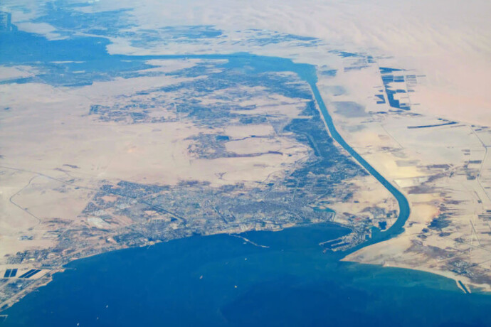 Collaborazione Cina e Corea del Sud per produrre idrogeno e ammoniaca verde nel Canale di Suez